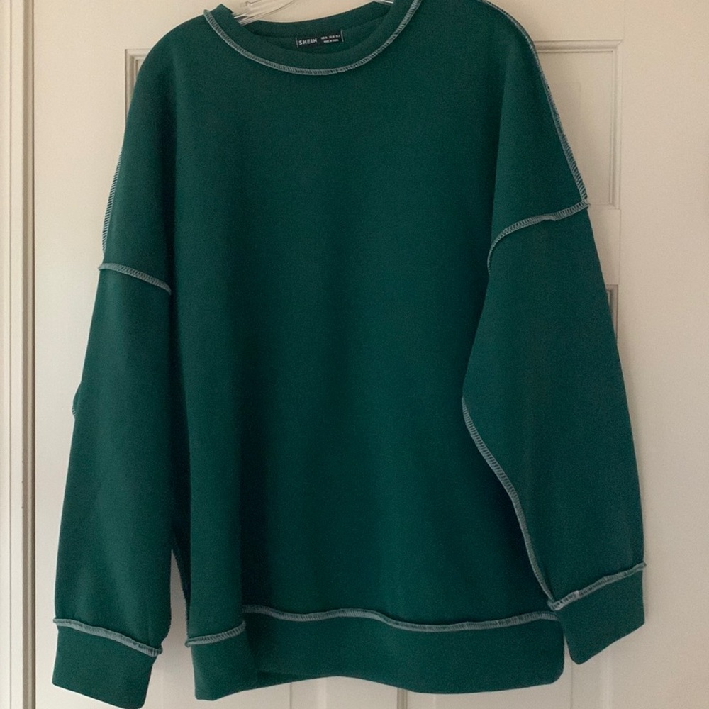 Never Worm Shein Green Sweatshirt